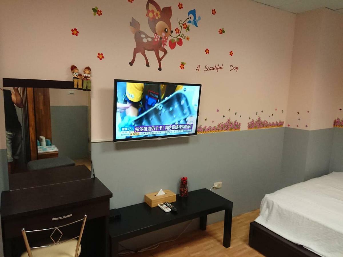 Papa Bear'S Guesthouse 타이중 외부 사진