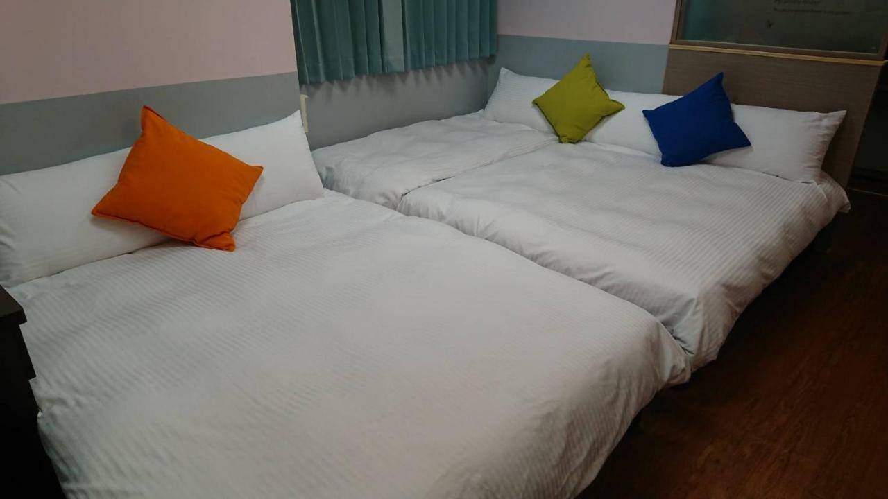 Papa Bear'S Guesthouse 타이중 외부 사진